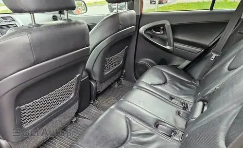TOYOTA Rav 4 