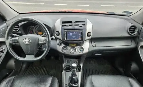 TOYOTA Rav 4 