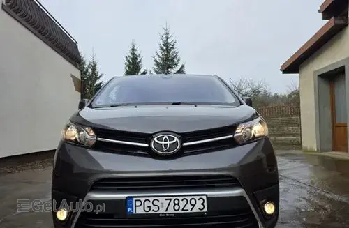 TOYOTA Proace 