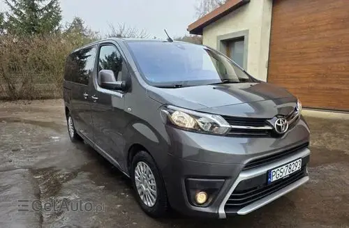 TOYOTA Proace 