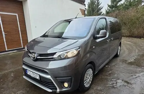 TOYOTA Proace 