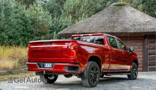 CHEVROLET Silverado 