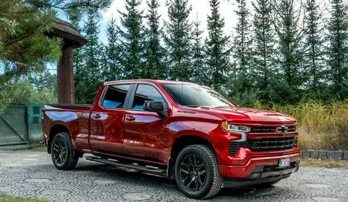 CHEVROLET Silverado 