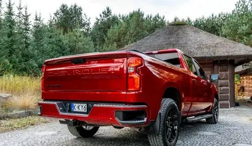 CHEVROLET Silverado 