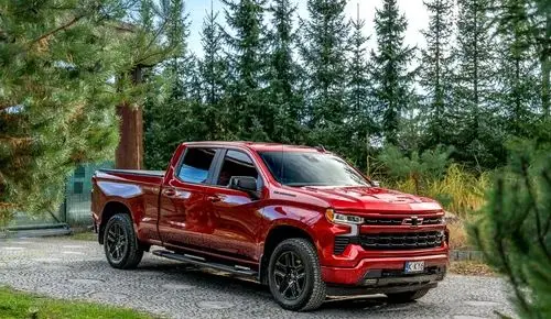 CHEVROLET Silverado 