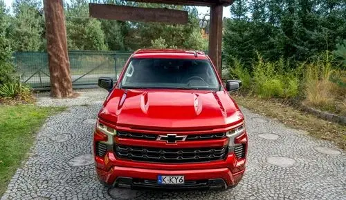CHEVROLET Silverado 