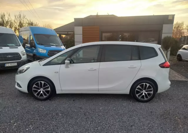 OPEL Zafira 