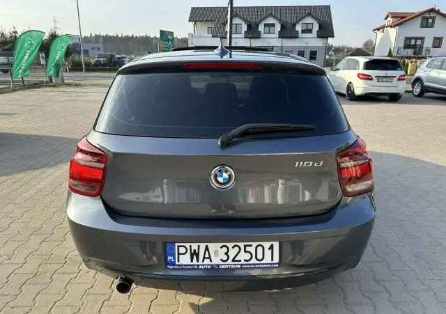 BMW Seria 1 118d Sport Line