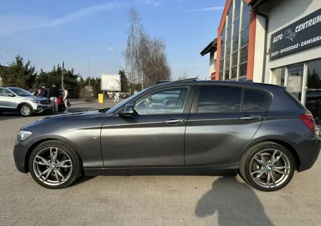 BMW Seria 1 118d Sport Line