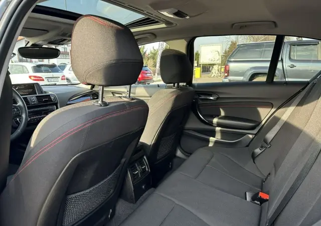 BMW Seria 1 118d Sport Line