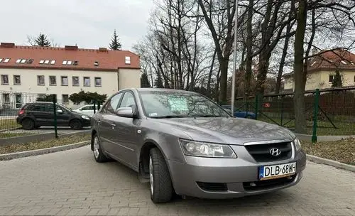 HYUNDAI Sonata 