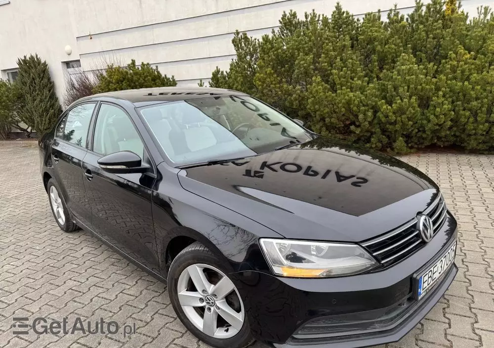 VOLKSWAGEN Jetta 1.4 TSI BMT Comfortline