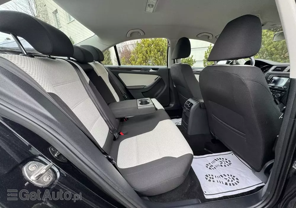 VOLKSWAGEN Jetta 1.4 TSI BMT Comfortline