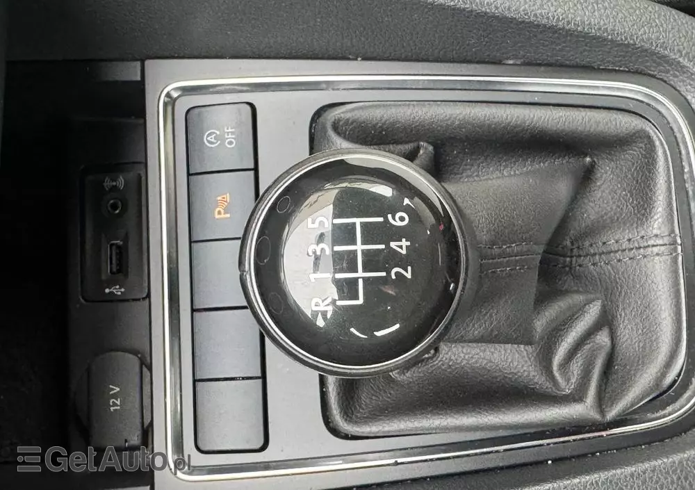 VOLKSWAGEN Jetta 1.4 TSI BMT Comfortline