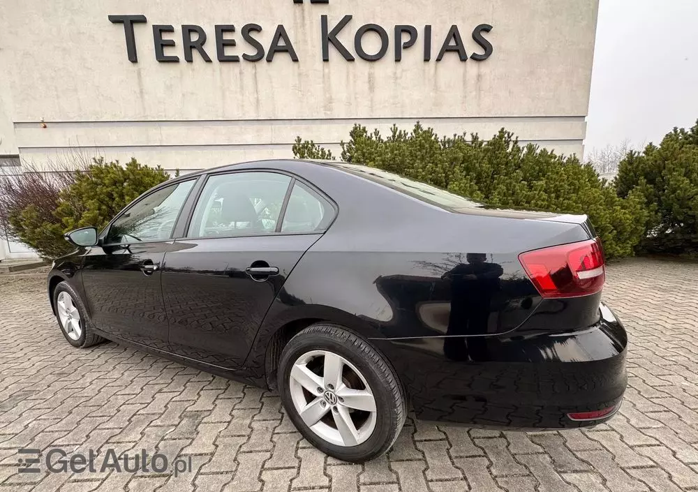 VOLKSWAGEN Jetta 1.4 TSI BMT Comfortline