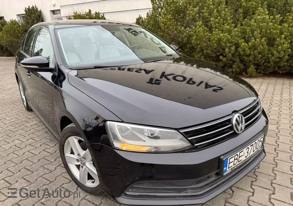 VOLKSWAGEN Jetta 1.4 TSI BMT Comfortline