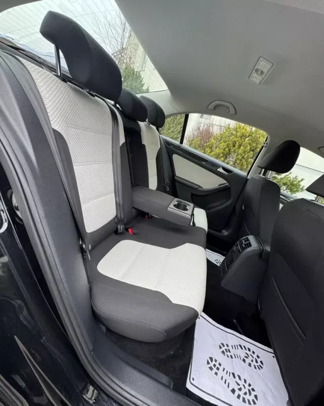 VOLKSWAGEN Jetta 1.4 TSI BMT Comfortline