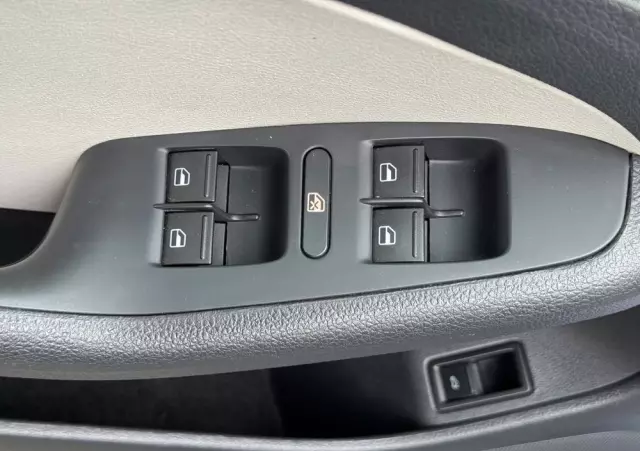 VOLKSWAGEN Jetta 1.4 TSI BMT Comfortline