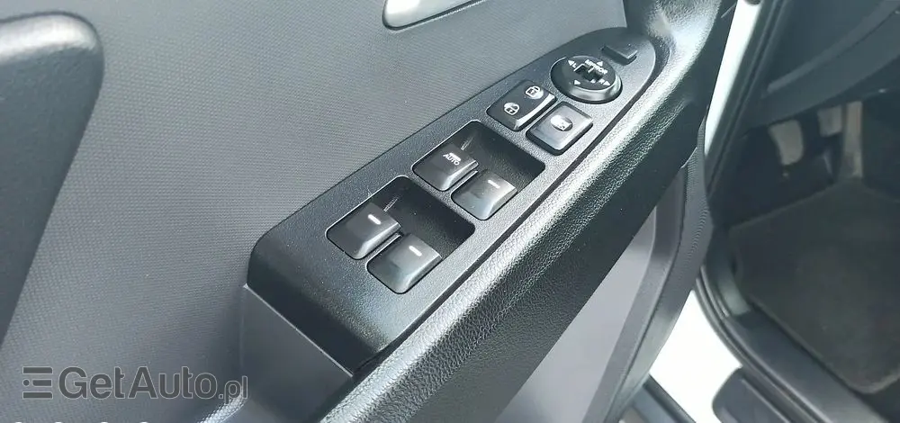 KIA Sportage 1.7 CRDI 2WD Dream-Team Edition