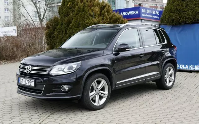 VOLKSWAGEN Tiguan 