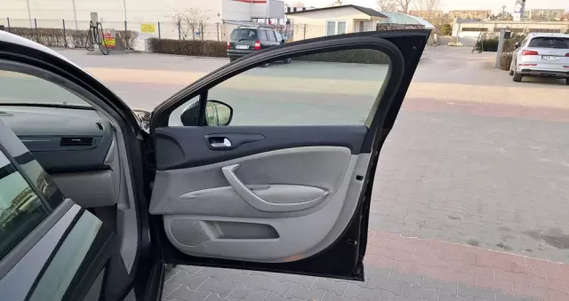 CITROËN C5 2.0i 16V Dynamique