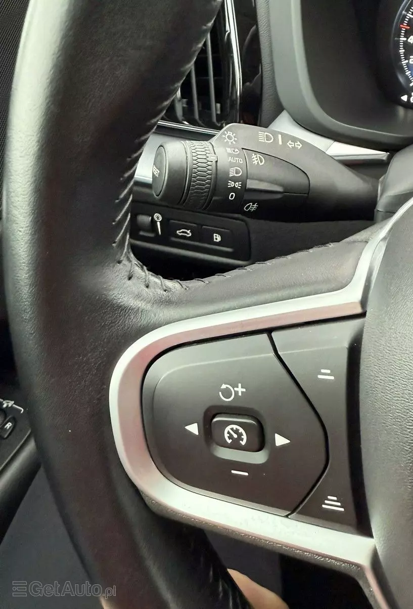 VOLVO XC 60 T6 AWD Plug-In Hybrid Inscription