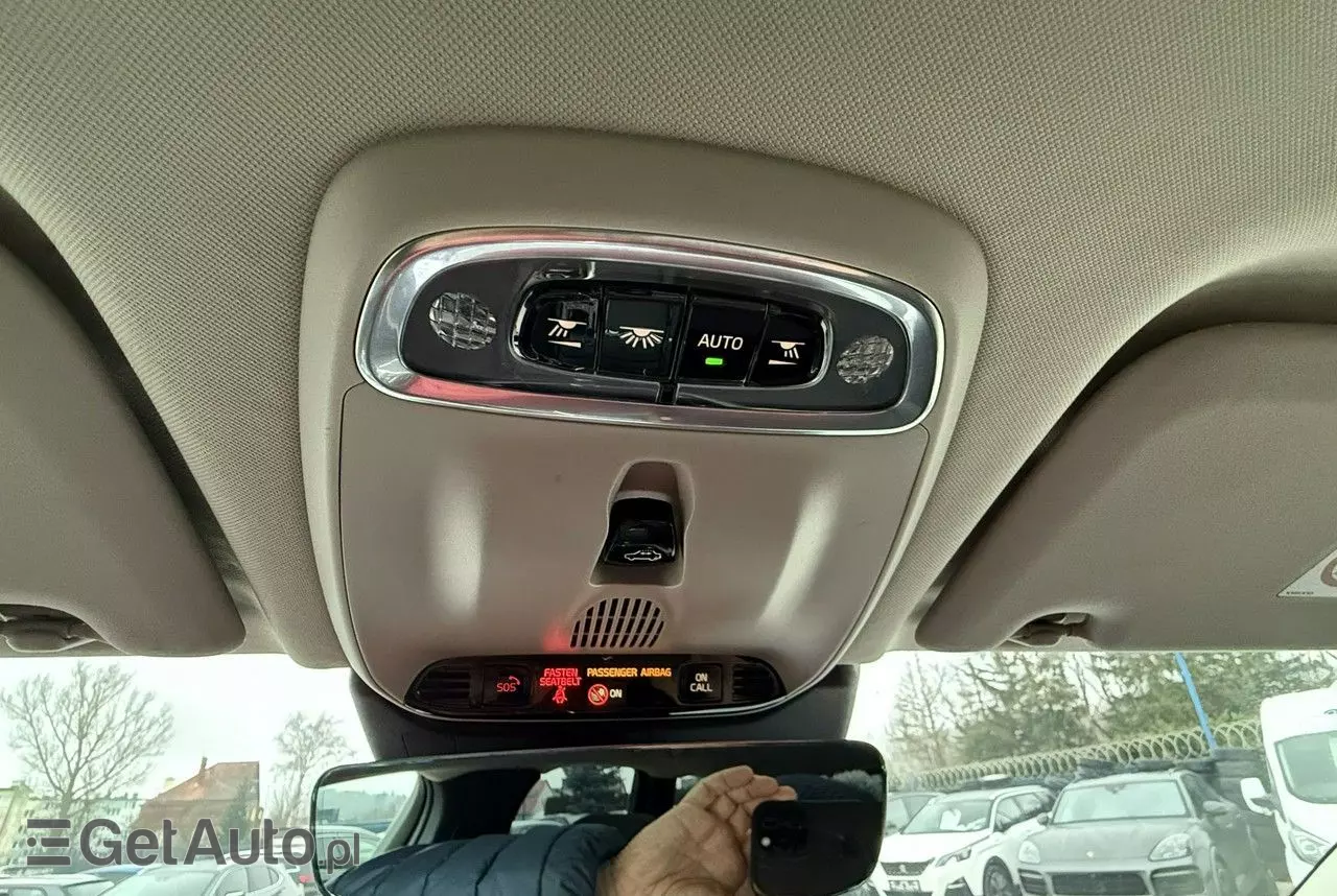 VOLVO XC 60 T6 AWD Plug-In Hybrid Inscription