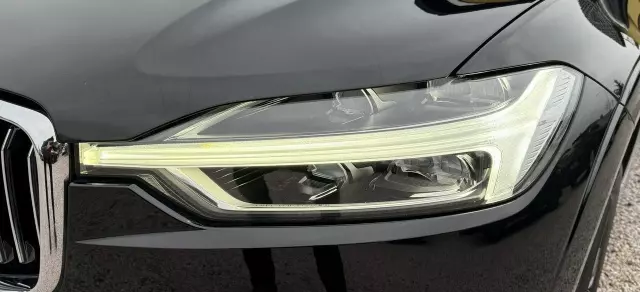 VOLVO XC 60 T6 AWD Plug-In Hybrid Inscription