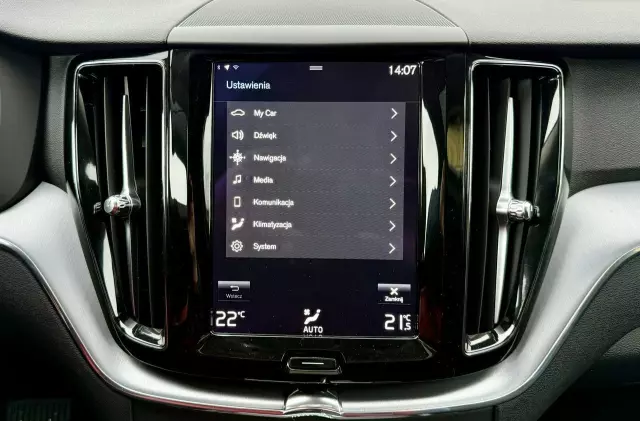 VOLVO XC 60 T6 AWD Plug-In Hybrid Inscription