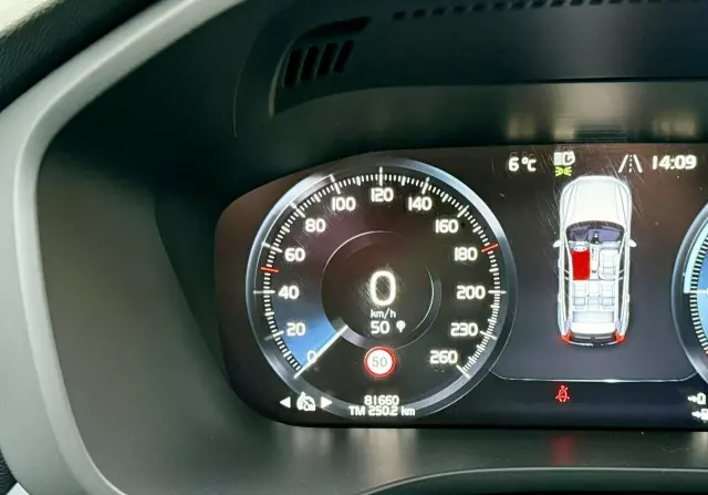 VOLVO XC 60 T6 AWD Plug-In Hybrid Inscription