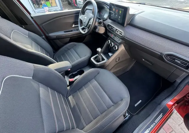 DACIA Jogger TCe 110 Extreme