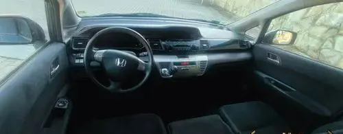 HONDA FR-V 