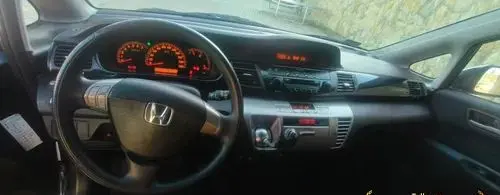 HONDA FR-V 