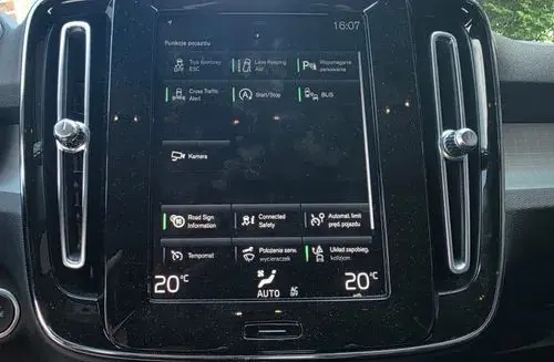 VOLVO Xc 40 