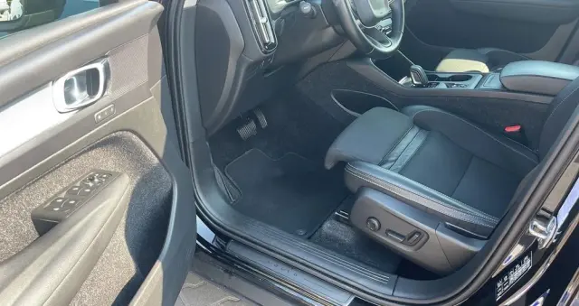 VOLVO XC 40 D3 Inscription