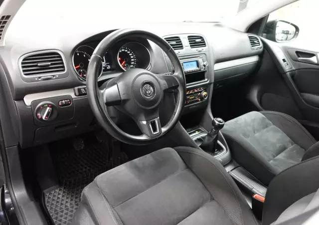 VOLKSWAGEN Golf 1.4 TSI BlueMotion Technology Comfortline
