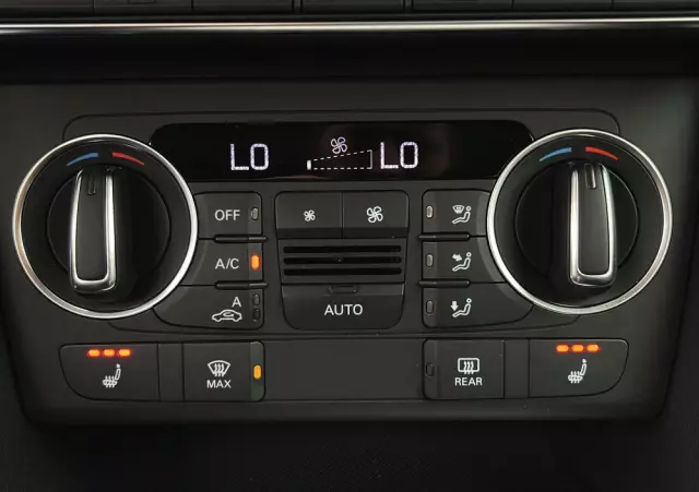 AUDI Q3 2.0 TDI S tronic