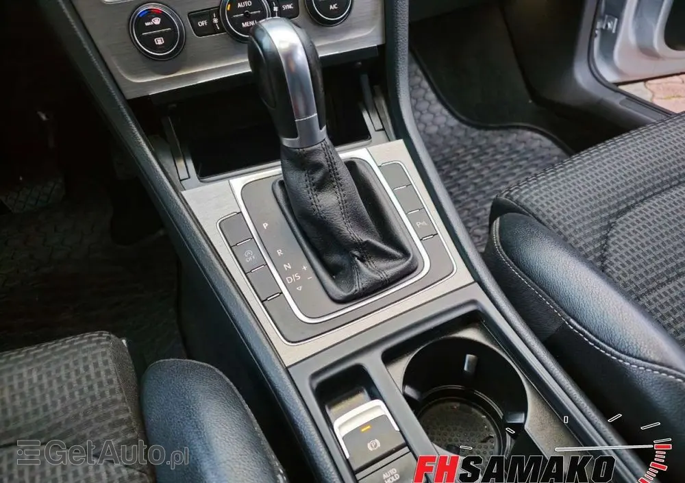 VOLKSWAGEN Golf VII 2.0 TDI BMT Highline DSG EU6