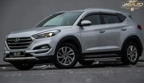 HYUNDAI Tucson 