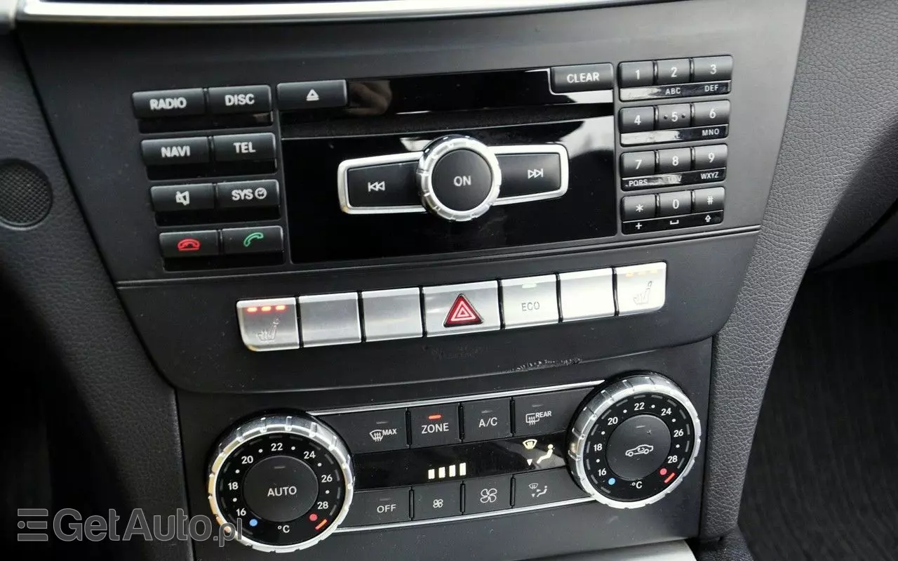 MERCEDES-BENZ Klasa C 180 T CDI DPF (BlueEFFICIENCY) Elegance