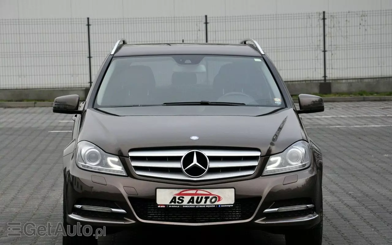 MERCEDES-BENZ Klasa C 180 T CDI DPF (BlueEFFICIENCY) Elegance