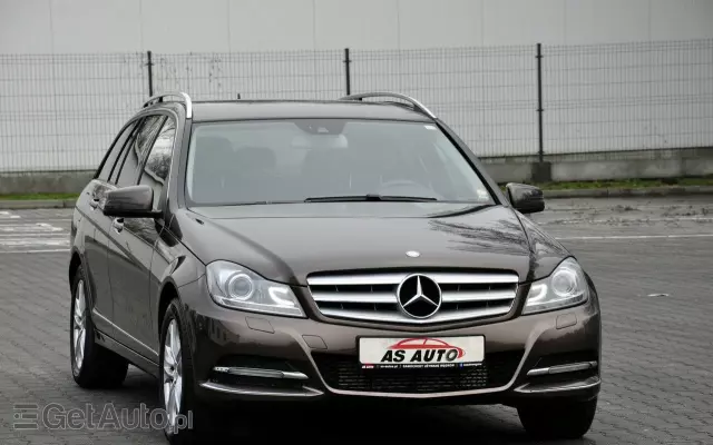 MERCEDES-BENZ Klasa C 180 T CDI DPF (BlueEFFICIENCY) Elegance