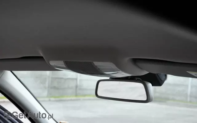 MERCEDES-BENZ Klasa C 180 T CDI DPF (BlueEFFICIENCY) Elegance