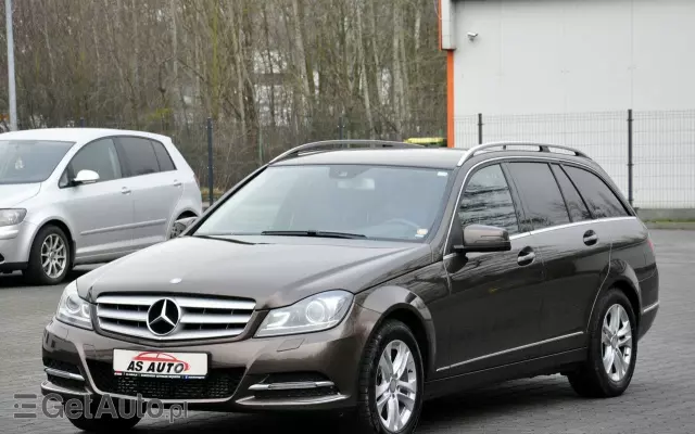 MERCEDES-BENZ Klasa C 180 T CDI DPF (BlueEFFICIENCY) Elegance