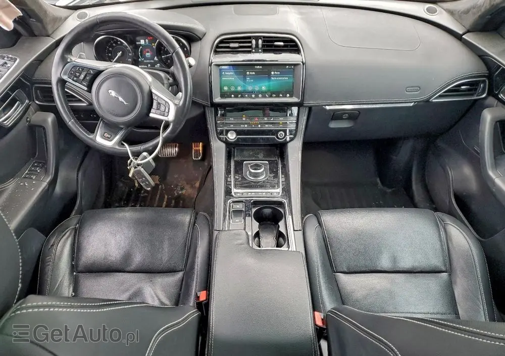 JAGUAR F-Pace 35t AWD Pure