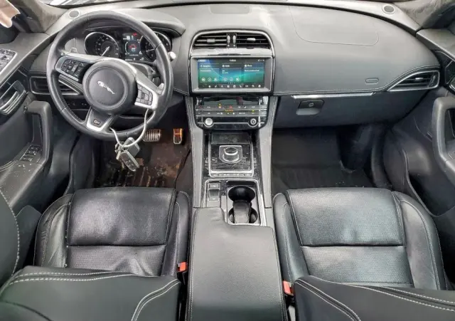 JAGUAR F-Pace 35t AWD Pure