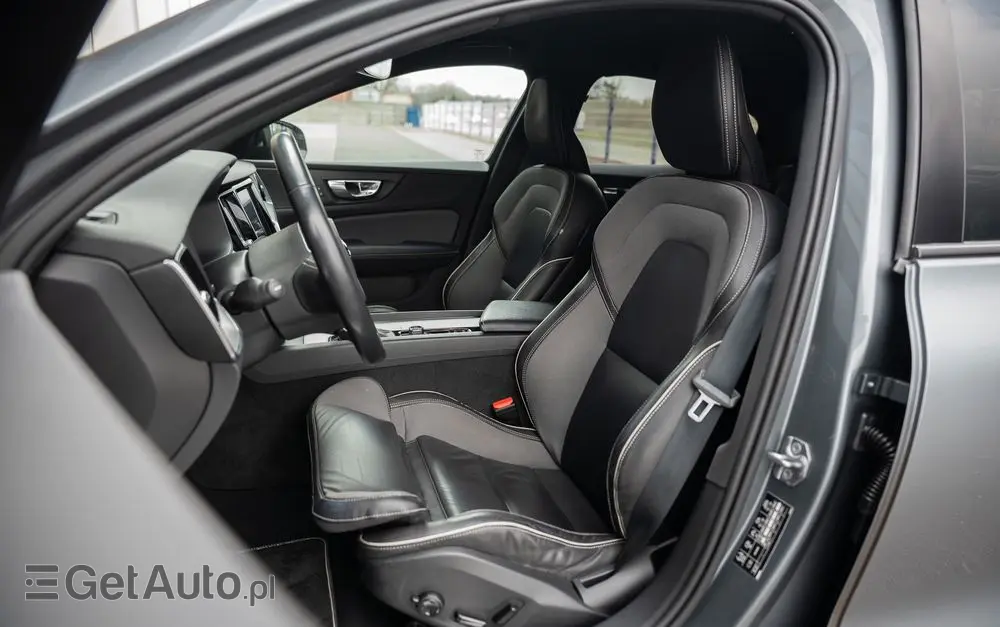 VOLVO S60 T4 Geartronic RDesign