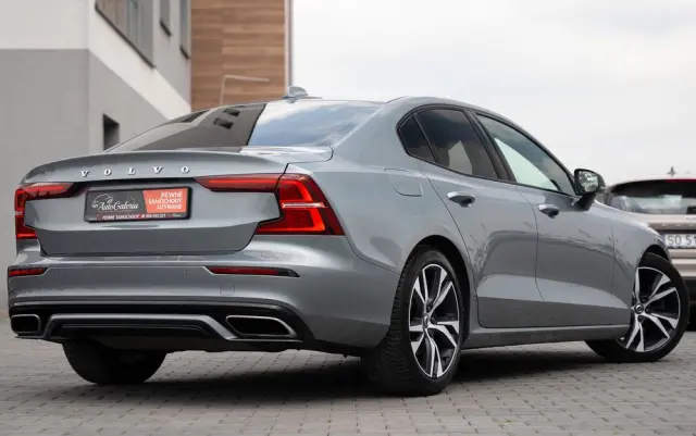 VOLVO S60 T4 Geartronic RDesign