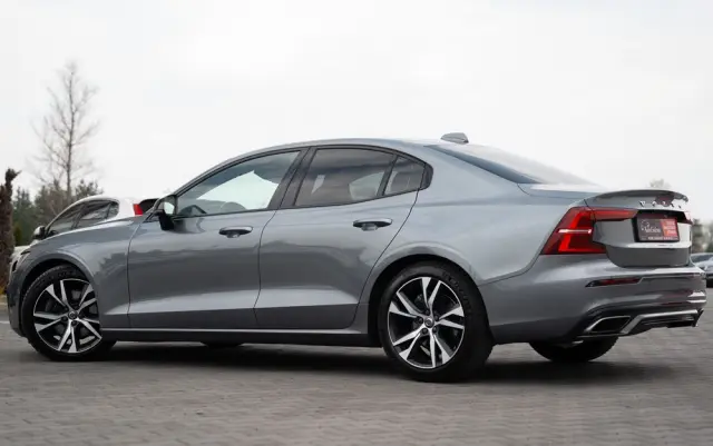 VOLVO S60 T4 Geartronic RDesign