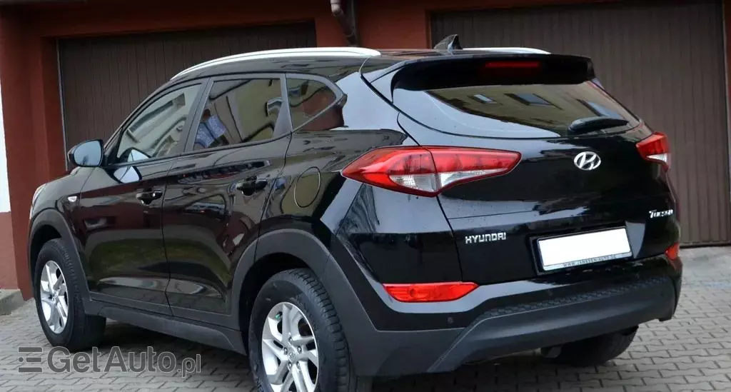 HYUNDAI Tucson 